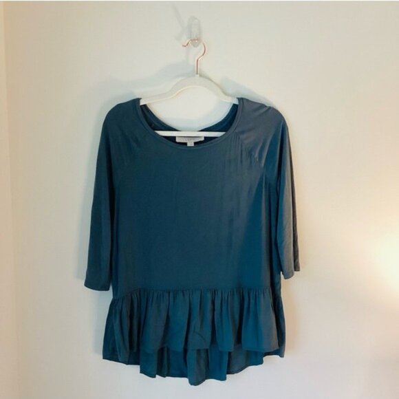 Loft Women's Blue Ruffle Hem 3/4 Sleeve Top Size S - Picture 1 of 8